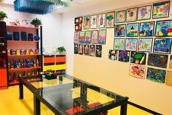 少年行美术教育